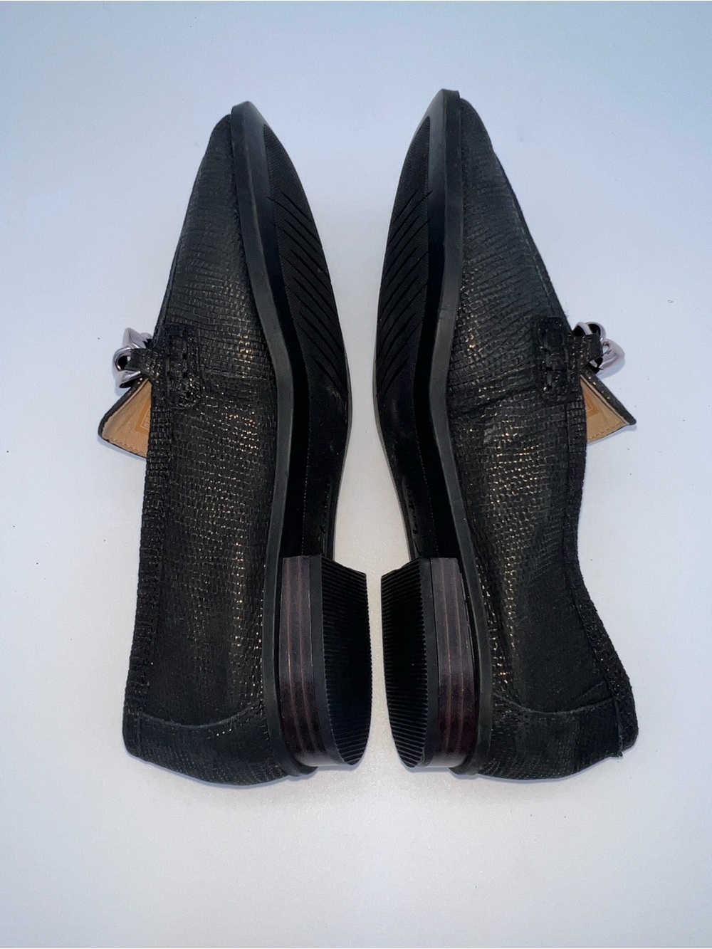 Clarks Sarafyna Iris shimmer Leather loafers Women’s size 6 shoes silver chain - Picture 7 of 9